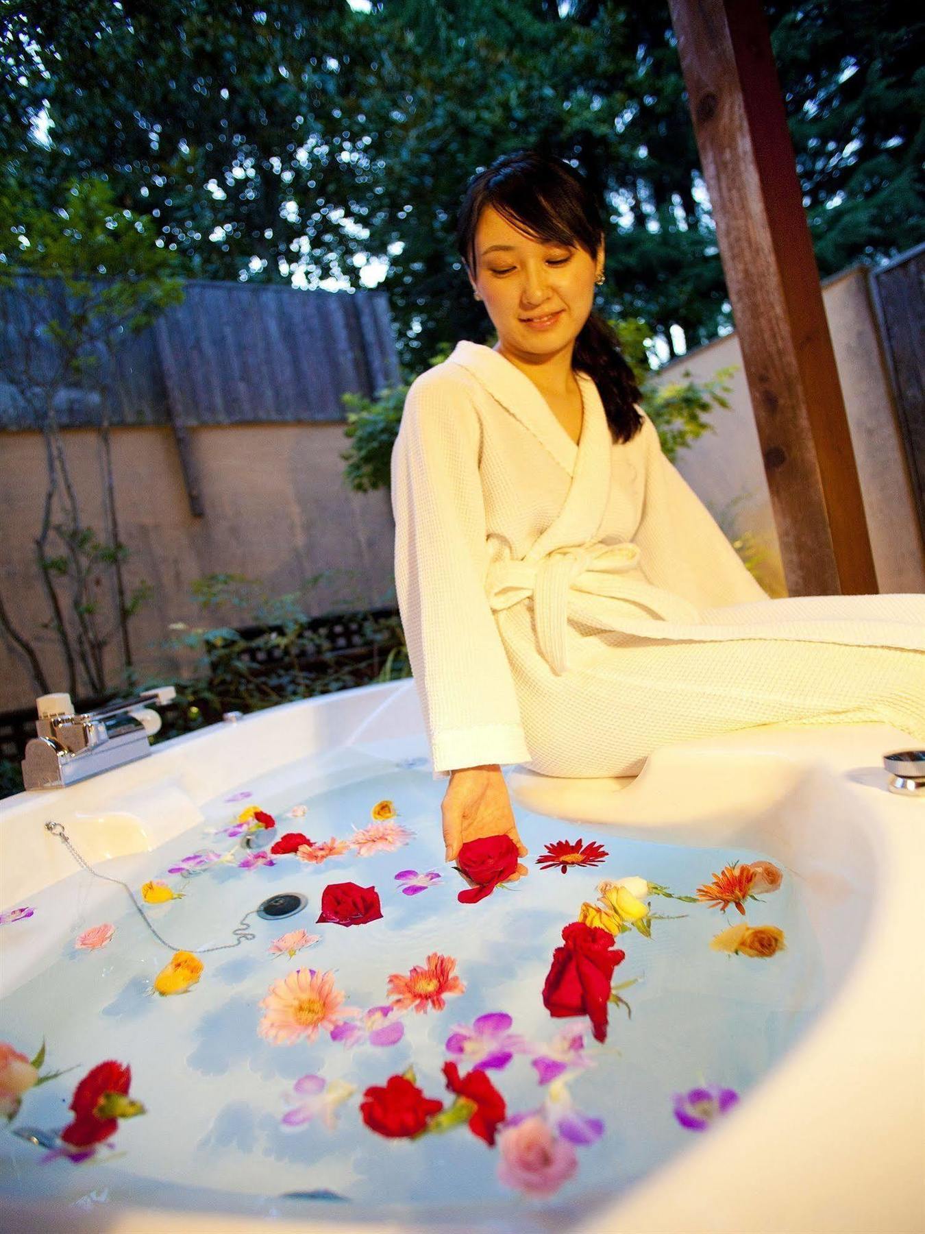Hotel Allamanda大人の隠れ家リゾート Nara Dış mekan fotoğraf